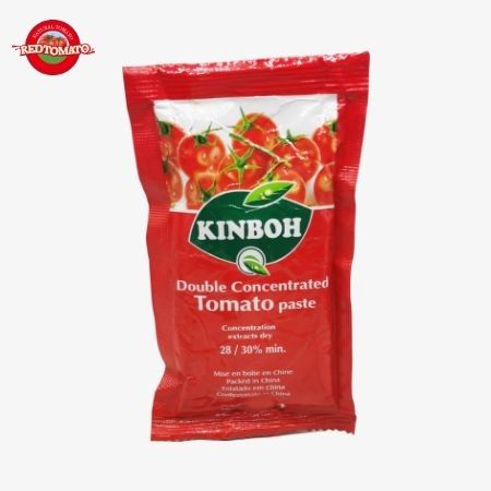 Pasta de tomate en bolsas rojas y planas 80 g para uso y almacenamiento sin esfuerzo