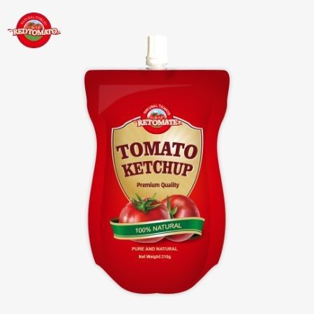 Producción de bolsas de ketchup de 210 gramos en una instalación OEM que ofrece un sabor natural puro