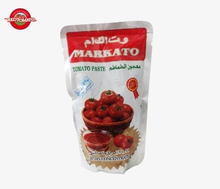 Bolsas de pasta de tomate de alta calidad, disponibles en pie, de doble concentración y con un peso de 70 g.