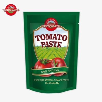Se ofrece una bolsa de 80 g de pasta de tomate doble concentrado con niveles de pureza que van del 30% al 100%