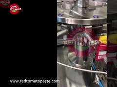 En la pasta de tomate en bolsita